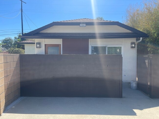 15842 Mayall St, Unit ADU in North Hills, CA - Building Photo - Building Photo