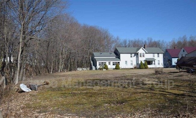 2 Perkins Ct in Concord, NH - Building Photo - Building Photo