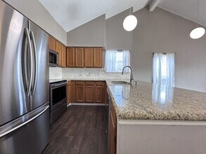 20 Lakeview Village in Montgomery, TX - Foto de edificio - Building Photo