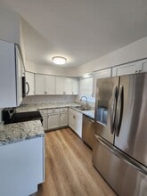 1212 Bell Ave in Mattoon, IL - Building Photo - Building Photo