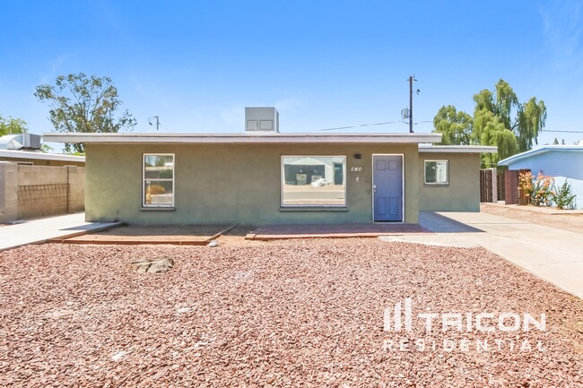 property at 414 S Robert Rd