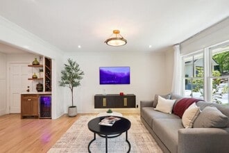 1007 Somerset Dr NW in Atlanta, GA - Building Photo - Building Photo