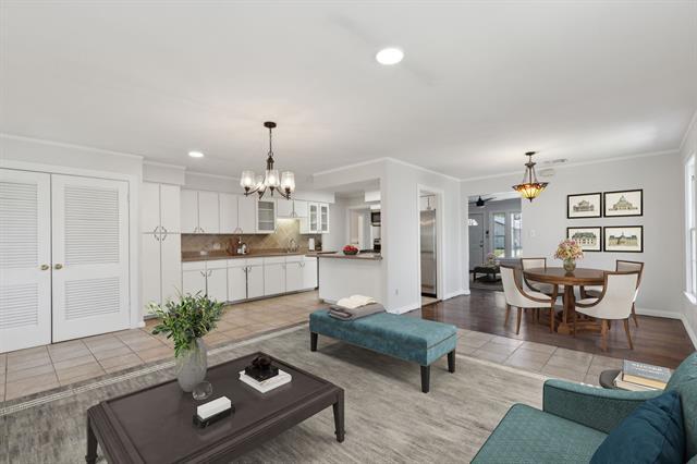 4908 Calmont Ave in Fort Worth, TX - Building Photo - Building Photo