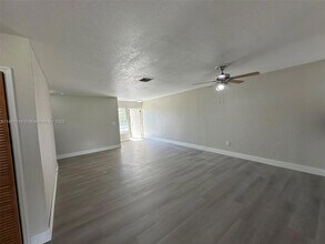 3611 NW 194th Terrace, Unit 207 in Miami Gardens, FL - Building Photo - Building Photo