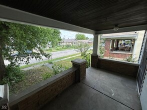 823 N Bradley Ave in Indianapolis, IN - Building Photo - Building Photo
