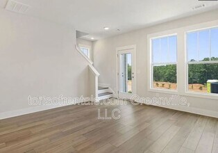 203 Dalmatian Dr in Spartanburg, SC - Building Photo - Building Photo