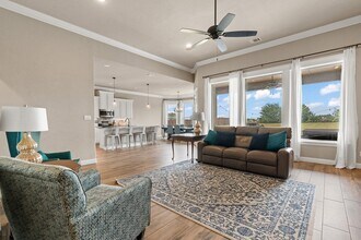 9708 Puma Tr in Godley, TX - Building Photo - Building Photo