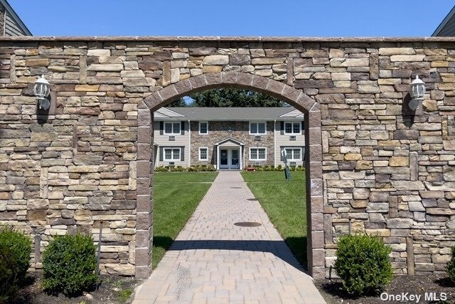 65 Island Blvd-Unit -65A in Bohemia, NY - Building Photo - Building Photo