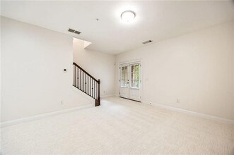 6657 Encore Blvd in Atlanta, GA - Building Photo - Building Photo