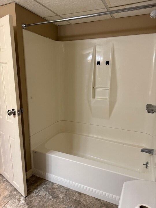 2224 Pond Rd in Ronkonkoma, NY - Building Photo