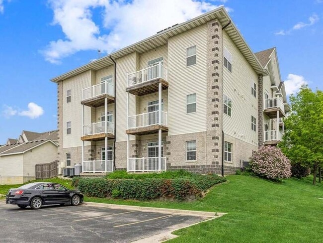 property at 4503 Twain Cir
