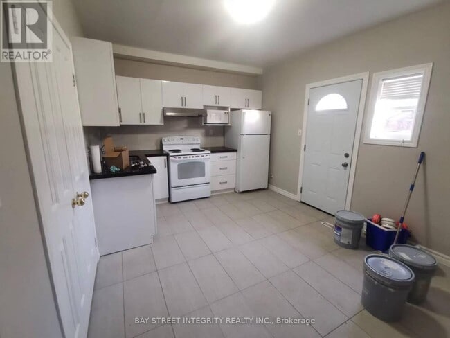 property at 7 D'Arcy St
