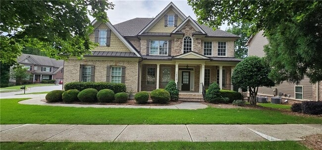 property at 1450 Ashbury Park Dr NE