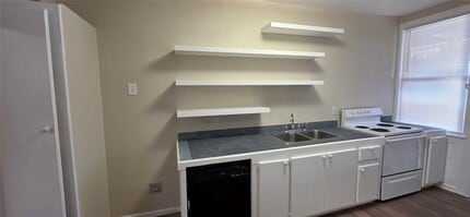 2109 Bernardo De Galvez Ave, Unit 2 in Galveston, TX - Building Photo - Building Photo