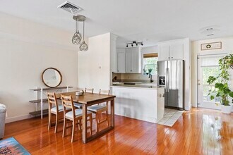 122 E Squantum St in Quincy, MA - Building Photo - Building Photo