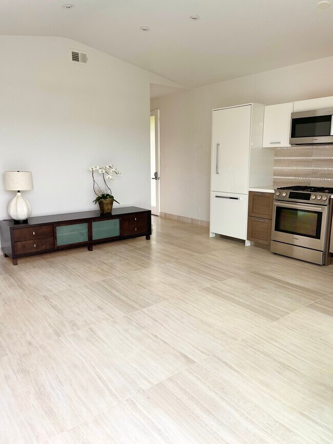 8116 Camino del Sol Rentals in La Jolla, CA