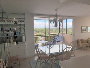 631 Alhambra Rd in Venice, FL - Building Photo - Building Photo