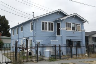1346 83rd Ave in Oakland, CA - Building Photo
