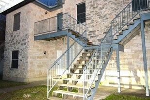 3102 Northwest Blvd, Unit B in Georgetown, TX - Building Photo