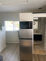 13130 Ridgedale Dr, Unit ADU in Poway, CA - Building Photo