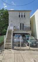 9 Leonard St in Jersey City, NJ - Building Photo