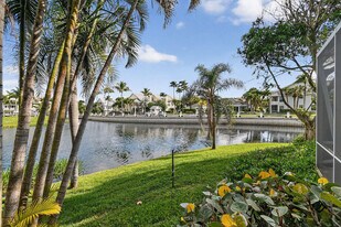 2074 Mainsail Cir in Jupiter, FL - Building Photo