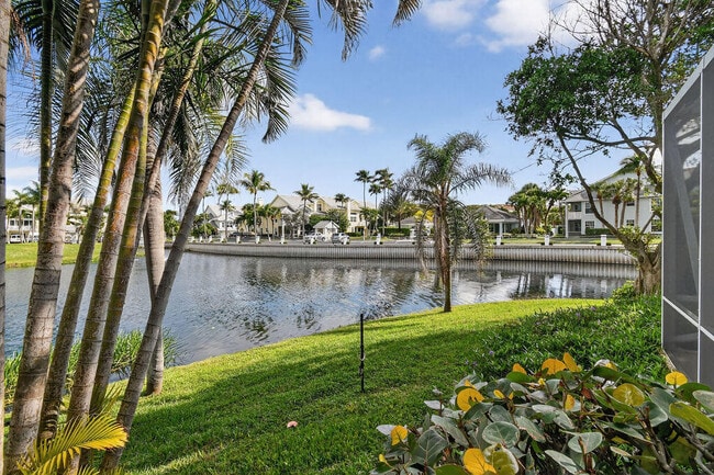 property at 2074 Mainsail Cir