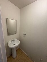 5503 W Sweet Dr in Visalia, CA - Building Photo - Building Photo