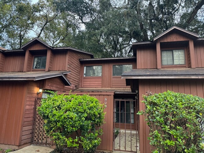 property at 809 SW 55th Terrace