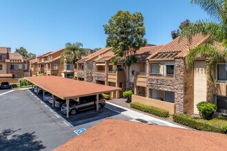 Villa Taviana in San Diego, CA - Building Photo - Building Photo