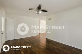 608 Kountry Ln in Excelsior Springs, MO - Foto de edificio - Building Photo