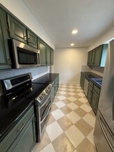 7206 Reeds Rd in Overland Park, KS - Building Photo - Building Photo