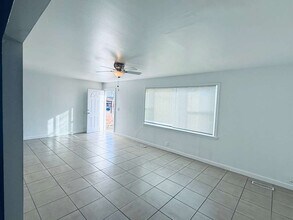 727 NW 89th St in Oklahoma City, OK - Building Photo - Building Photo