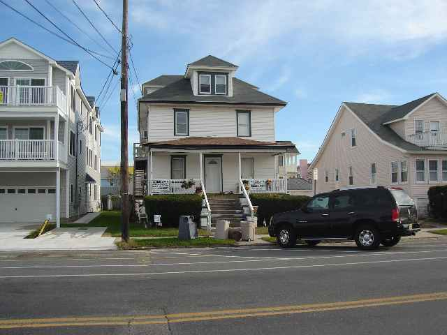 1705 Surf Ave in North Wildwood, NJ - Building Photo