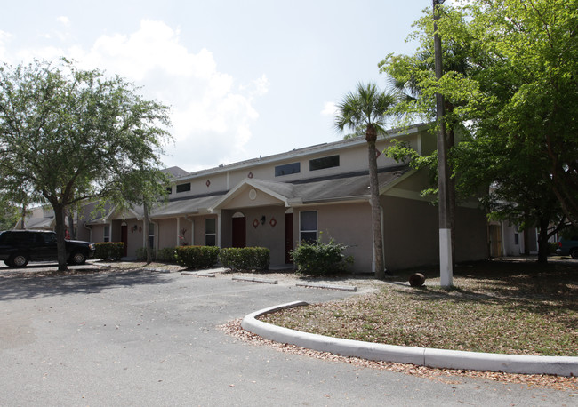 Terrace at Naples in Naples, FL - Foto de edificio - Building Photo