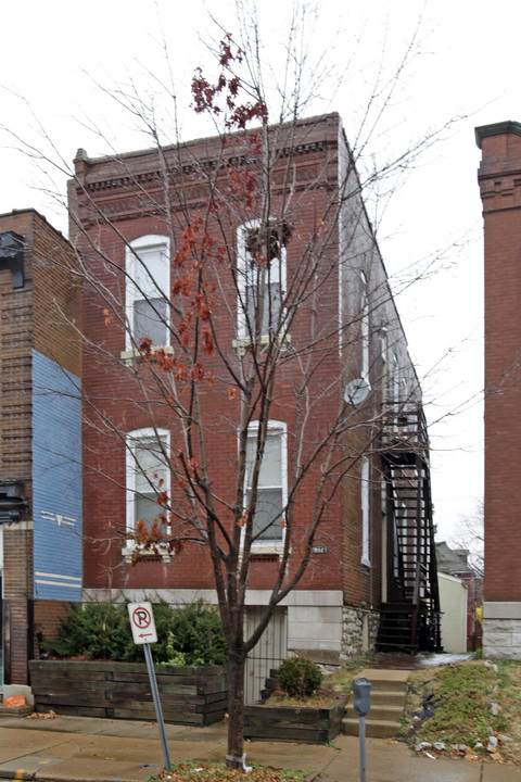 3321 Meramec St in St. Louis, MO - Building Photo