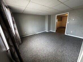 6 St Paul St in Blackstone, MA - Building Photo - Building Photo