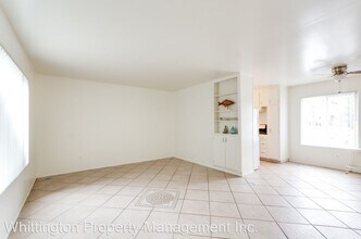 4850 Muir Ave in San Diego, CA - Building Photo - Building Photo