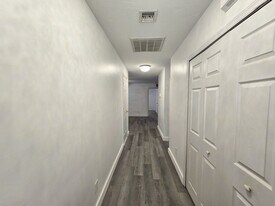 2130 86th Ave in Vero Beach, FL - Building Photo