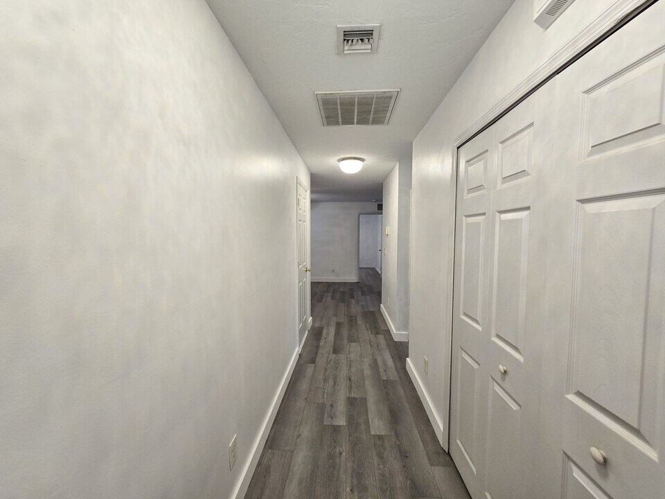 2130 86th Ave in Vero Beach, FL - Building Photo