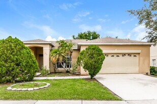 556 Pinehurst Cove in Kissimmee, FL - Building Photo