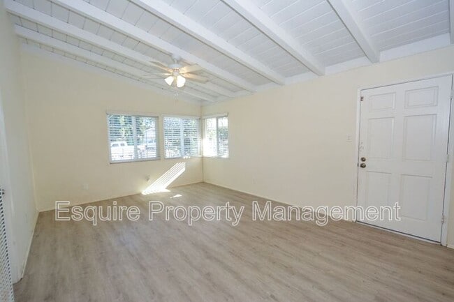 4512 North St in Somis, CA - Building Photo - Building Photo