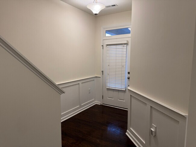 1016 Metro Ln in Morrisville, NC - Building Photo - Building Photo