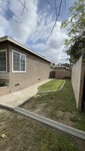 2705 Pomona St in Bakersfield, CA - Building Photo - Building Photo