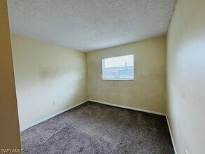 3325 Arpt Rd S in Naples, FL - Building Photo - Building Photo