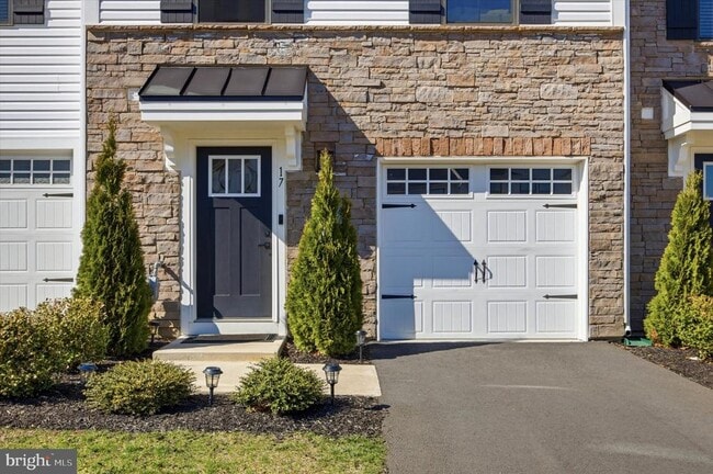 17 Sage Wy in Mount Laurel, NJ - Building Photo - Building Photo