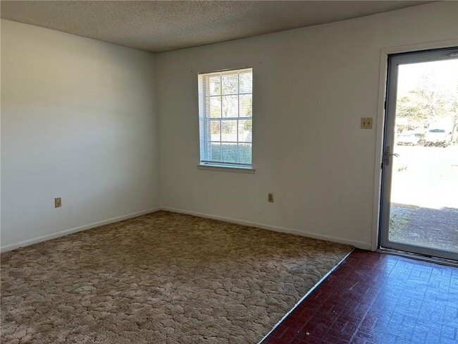 5359 Emmett Dr in Satsuma, AL - Building Photo - Building Photo