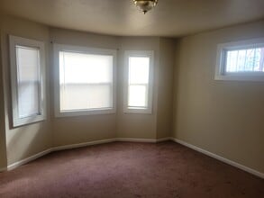 979 37th St in Oakland, CA - Building Photo - Building Photo