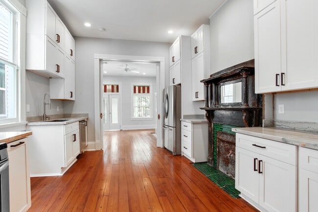 3023 Banks St in New Orleans, LA - Building Photo - Building Photo