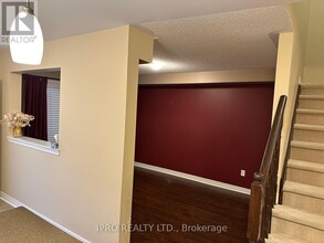 4830 Valera Rd in Burlington, ON - Building Photo - Building Photo